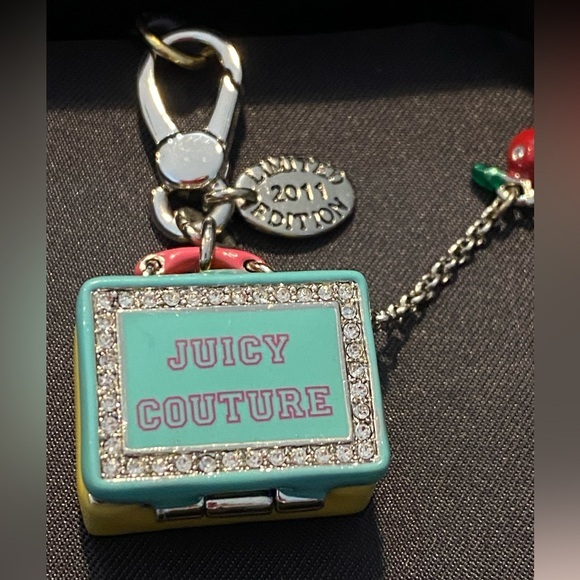 Juicy Couture Jewelry - Juicy Couture LIMITED EDITION 2011 Lunchbox Charm, Opens up a apple inside NWT